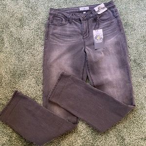 BLACK DAISY KATE STRAIGHT LEG DENIM JEANS, SIZE 9, NEW WITH TAGS